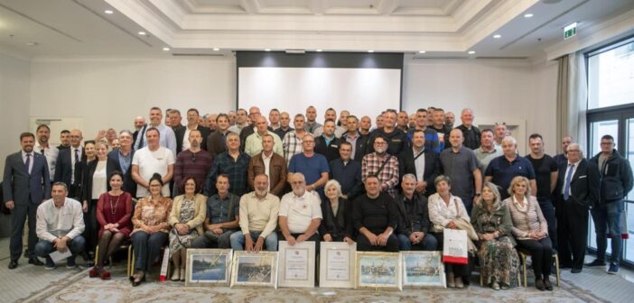Obilježen Dan darivatelja krvi u Splitu: Priznanja za 103 jubilarna darivatelja