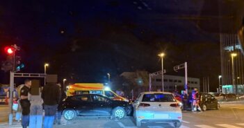 KRIŽANJE DUBROVAČKE I DOMOVINSKOG RATA: SUDARILA SE TRI AUTA, DVIJE OSOBE OZLIJEĐENE